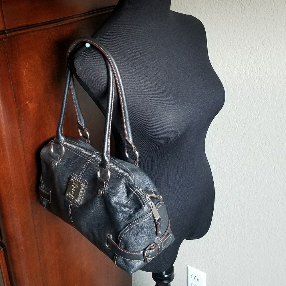 Tignanello Pebbled Black Leather Bag - Picture 2 of 6